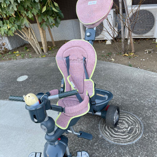 子供用三輪車の画像