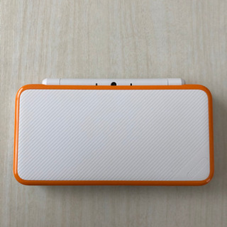 ニンテンドーnew2DSLL + ソフト４つ