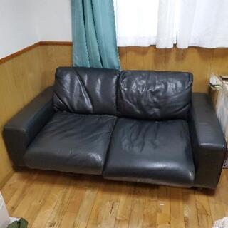 今週末で出品終了します 無印良品 革 ソファ 2人掛け 黒 ワイド