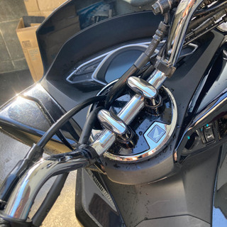【新車購入40万/低走行】pcx125 jf81 走行距離3700キロ前後の画像