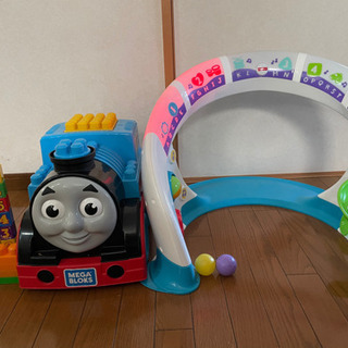 値下げ　トーマスメガブロック　英語バイリンガル知育玩具