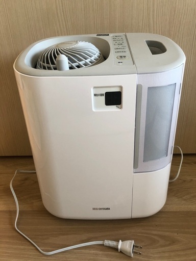 アイリスオーヤマのサーキュレーター加湿器