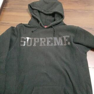 Supreme　パーカー 