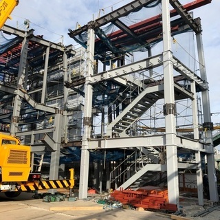 鉄骨鳶・鍛治工　（株式会社　堀工業）