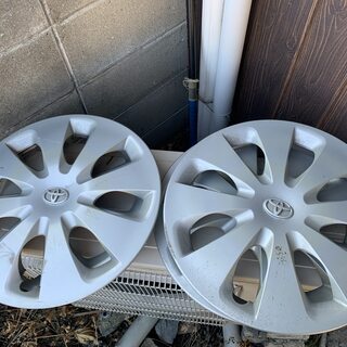 アクア純正のホイールキャップ4枚＊キズ有り