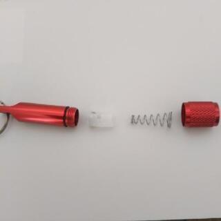 小さい懐中電灯の画像