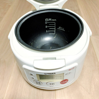 Tiger 炊飯器　3合炊き　コード付！の画像
