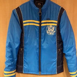 ジャンパーの画像