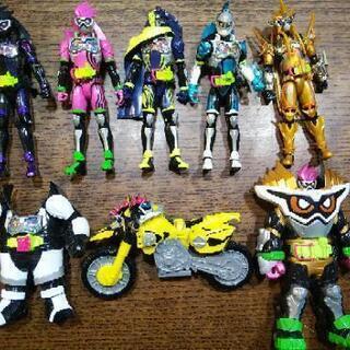 仮面ライダーエグゼイド LVUR フィギュア