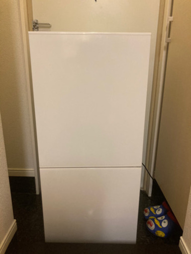 冷蔵庫売ります！(取り引き完了)