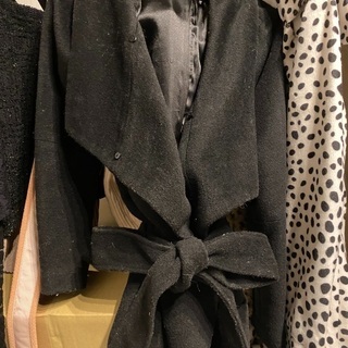 コート　シンプル　ベルト　黒　ブラック