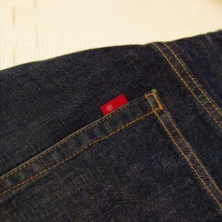 【無料】ユニクロのジーンズ　メンズ　W85cmの画像