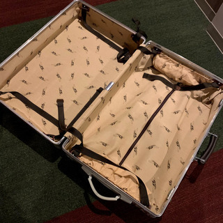 RIMOWA リモワ スーツケース 61Lの画像