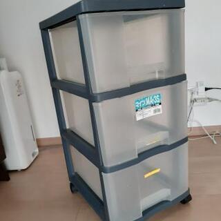 三段プラ引き出し