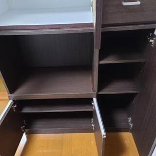 食器棚 レンジ台の画像