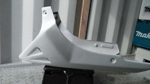 バイク汎用アンダーカウル