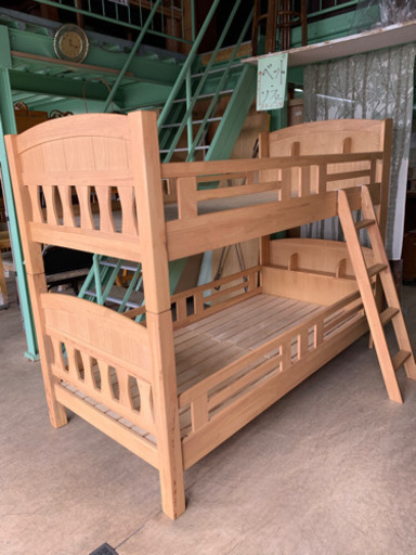 木製！2段ベッド！明るい色！