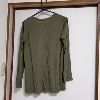オールドベティーズのトップスの画像