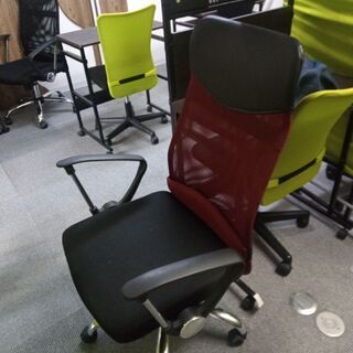 中古腰に優しいチェアを格安で販売します。