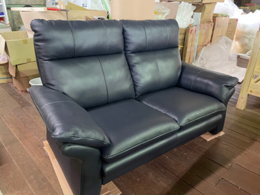 革製ソファー！展示現品19800円！ブラック色