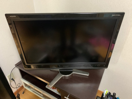 32型　AQUOSテレビ