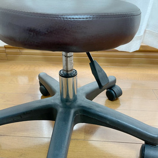 【2/20まで】可動式イス 作業椅子 机 ソファー 冷蔵庫 電子レンジ ベッドの画像