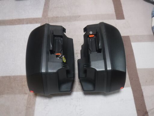 BMW 　純正パニアケース左右　R1100/1150用　10000円　引き取り限定
