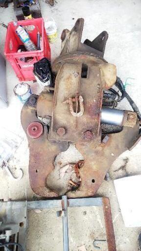 更に値下げしました。解体用 大割圧砕機