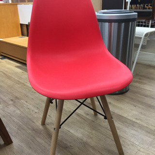 シェルチェア（レッド）です。【トレファク東大阪店】-
