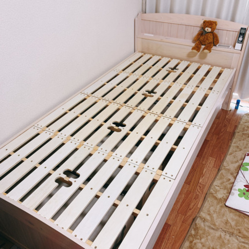 【最終値下げ】すのこベッド　充電ポートあり