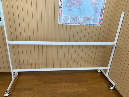 【在庫3】ホワイトボード(横180cm×縦90cm、高さ約180cm)