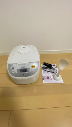 【美品】炊飯器（使用回数少ない）