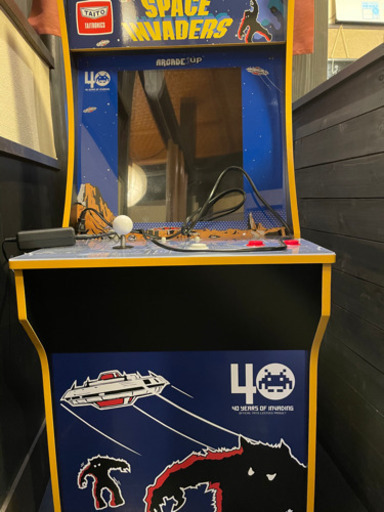 インベーダーゲーム筐体