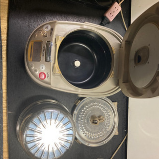 引き渡し決定！HITACHI  5,5合炊き IH ジャー炊飯器の画像