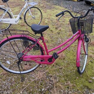 大人用ピンクの自転車