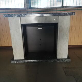 懐かしいナショナルブランドのインテリア暖炉ですの画像