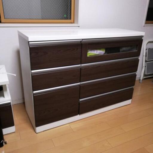 ニトリタンス
