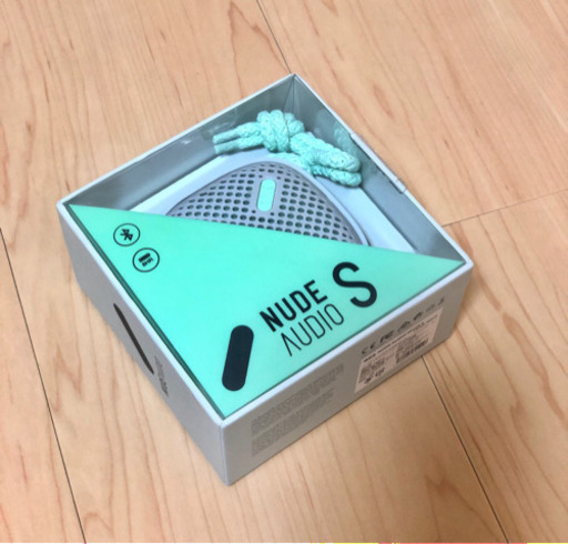 定価8000円！美品bluetooth ポータブルスピーカー
