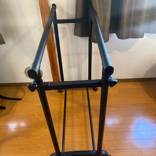 洋服ラックの画像