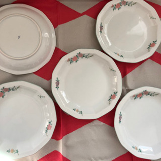 中華風のお皿×５枚の画像