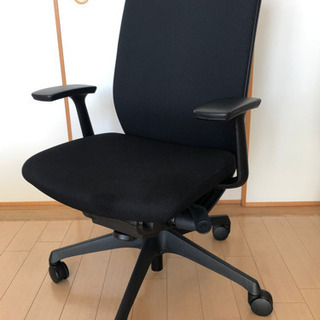 オカムラ　オフィスチェア　ハイバック　