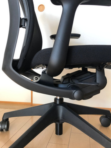 オカムラ　オフィスチェア　ハイバック　