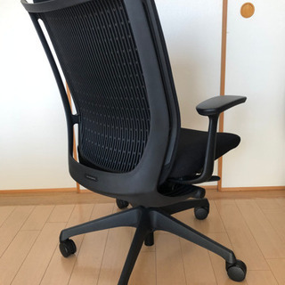 オカムラ　オフィスチェア　ハイバック　