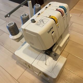ロッカーミシン差し上げます