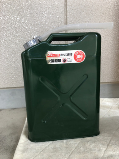 ガソリン携行缶　２０Ｌ　アーミーグリーン