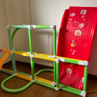 【0円】アンパンマン　ジャングルジム　滑り台
