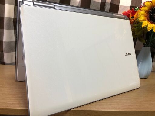 ☆彡ＷｅｂカメラUSB接続付・新品SSD240gb・メモリ８ＧＢ?ｉ７第二世代?ＮＥＣリノベＰＣ・女性にも人気のクリスタルホワイト/Ｗ