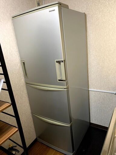 【苫小牧バナナ】民泊使用品 シャープ 両開き350L冷蔵庫 SJ-WA35S-S シルバー系 2011年製 動作確認済み♪※401