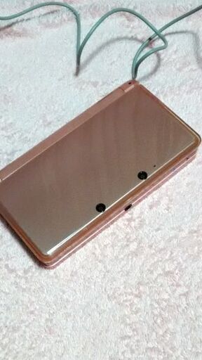 ３ＤＳ 本体　ピンク　充電器　その他付属品