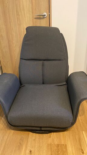 ニトリ 低反発ボリュームシート回転座椅子 美品
